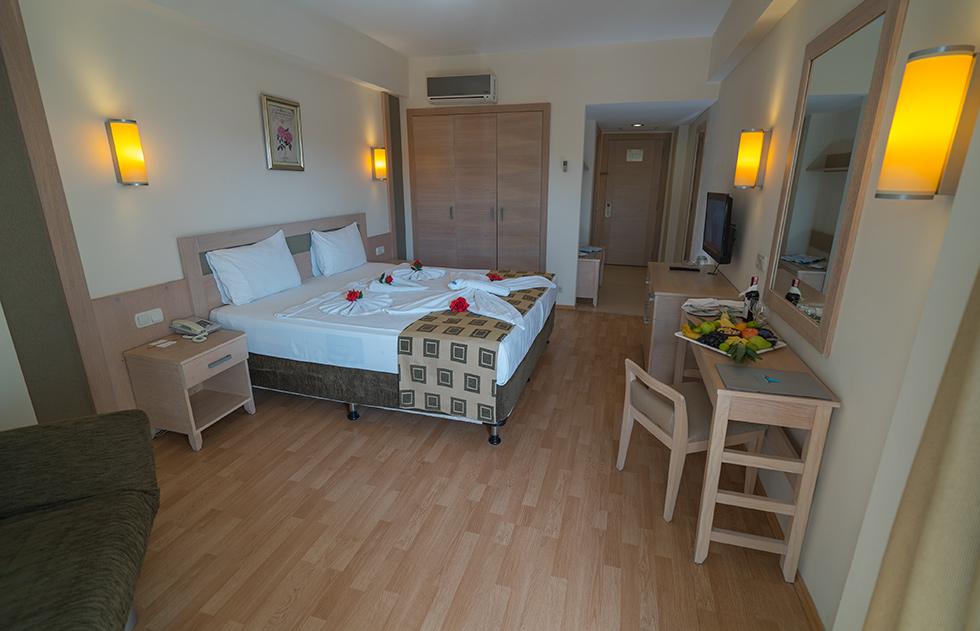 Side Breeze Hotel อันตัลยา ภายนอก รูปภาพ